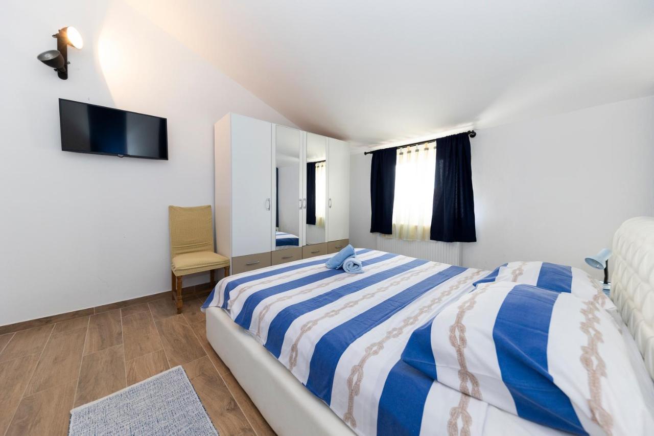 Lana Apartment Weißenburg